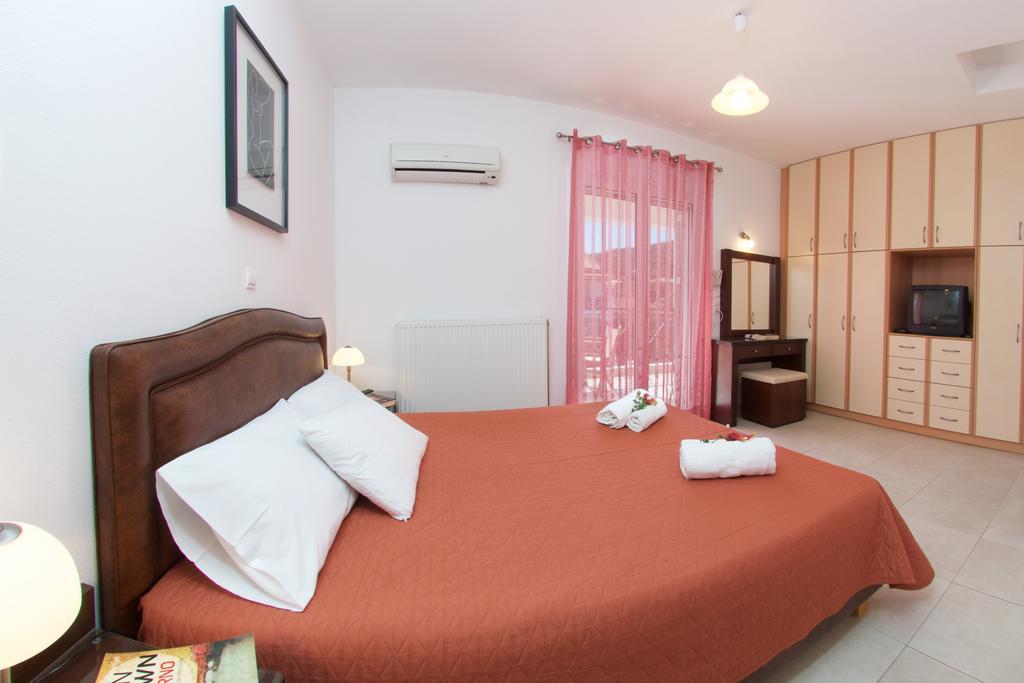 Diamanto Complex Aparthotel Karavomylos Exterior foto