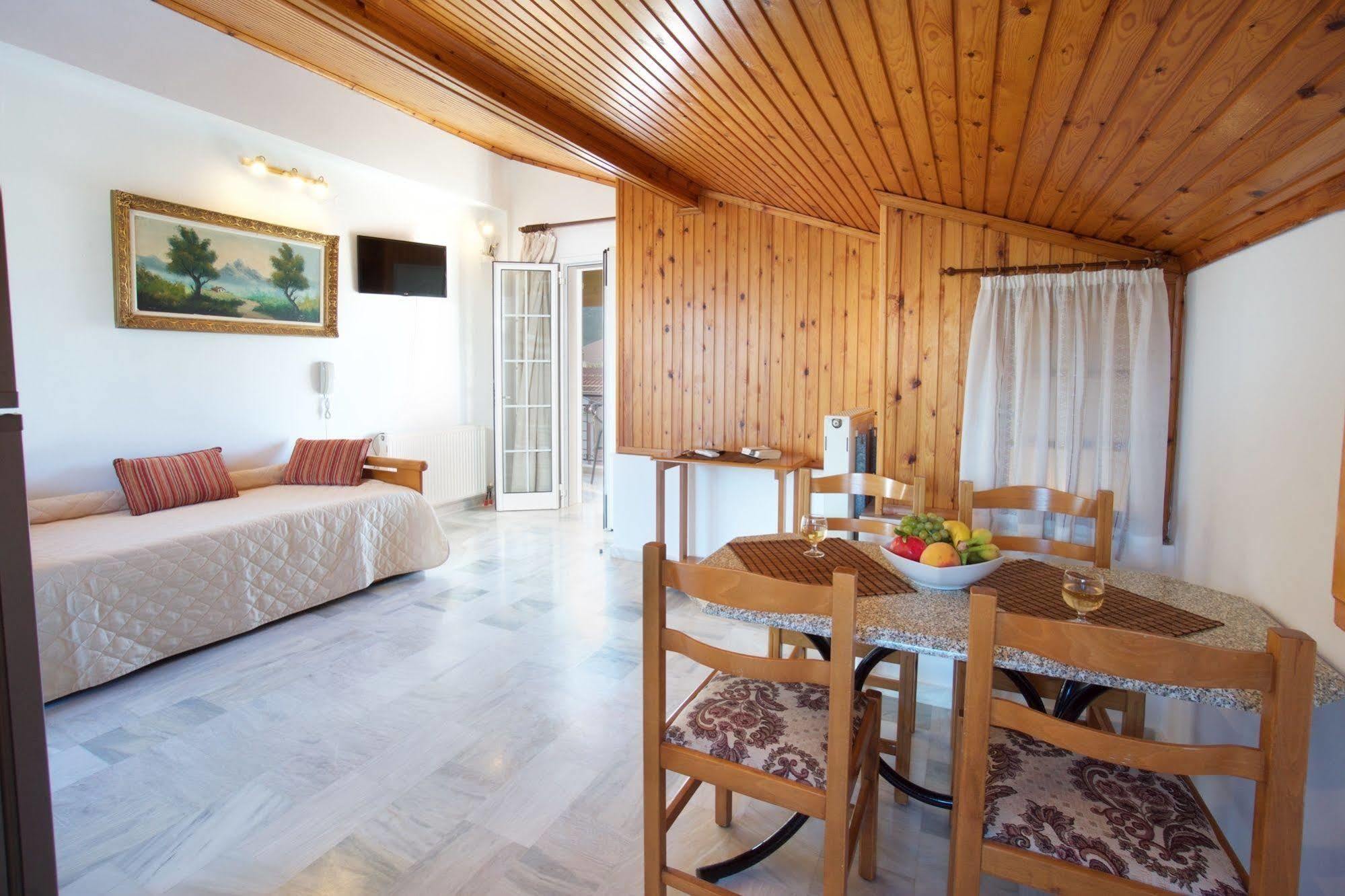 Diamanto Complex Aparthotel Karavomylos Exterior foto