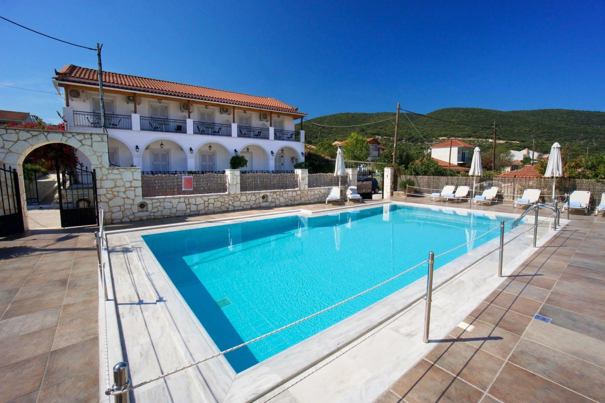 Diamanto Complex Aparthotel Karavomylos Exterior foto