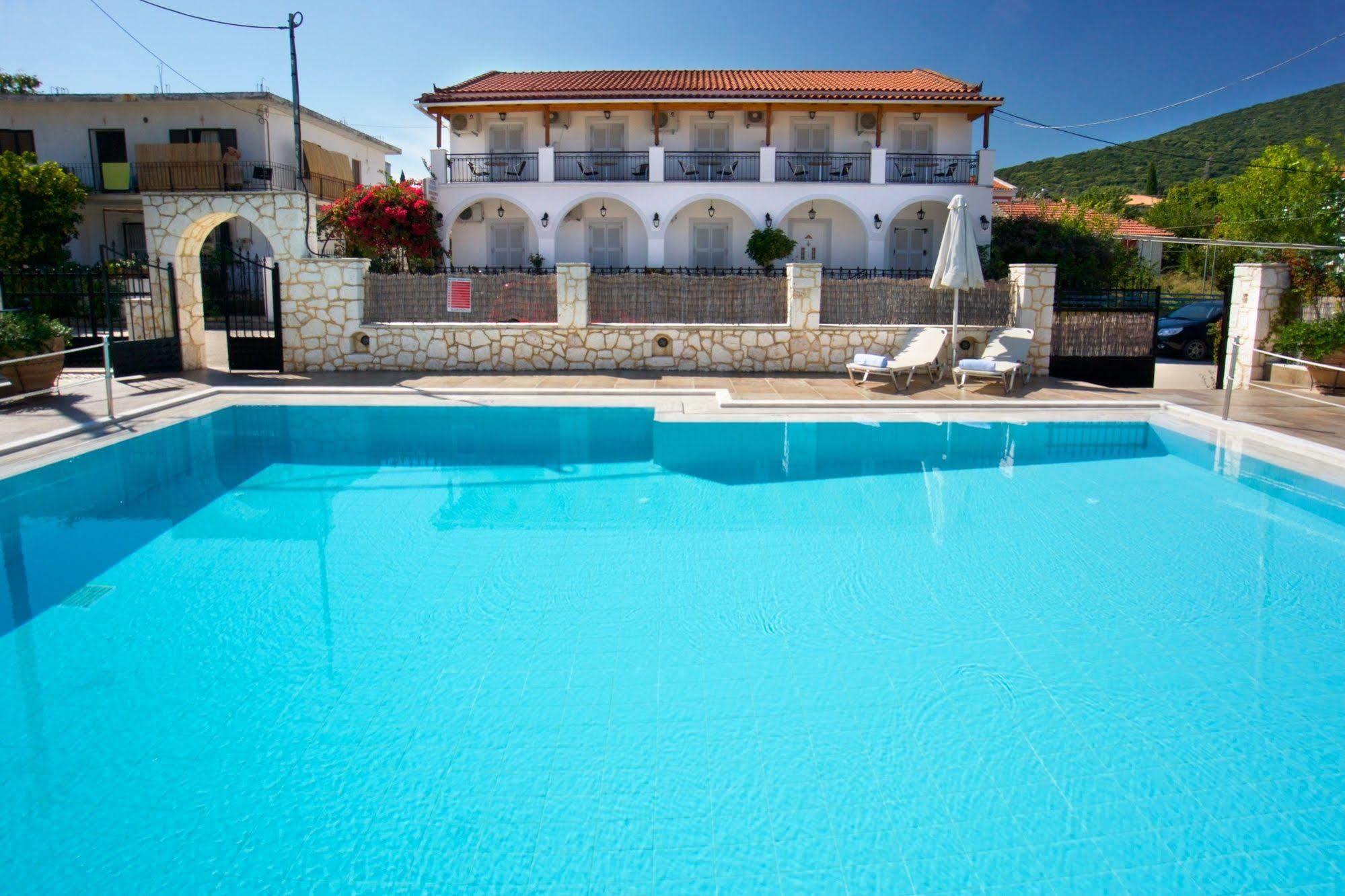 Diamanto Complex Aparthotel Karavomylos Exterior foto